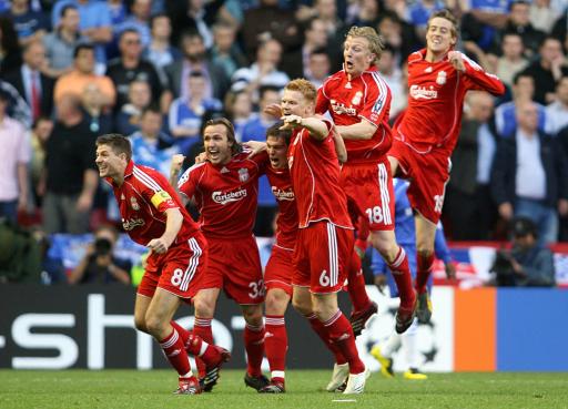 继承了谢霆锋和张柏芝的神颜！ 18岁谢振轩现身深圳滑雪场（18岁谢振轩深圳滑雪场亮相，颜值神似父母谢霆锋、张柏芝）