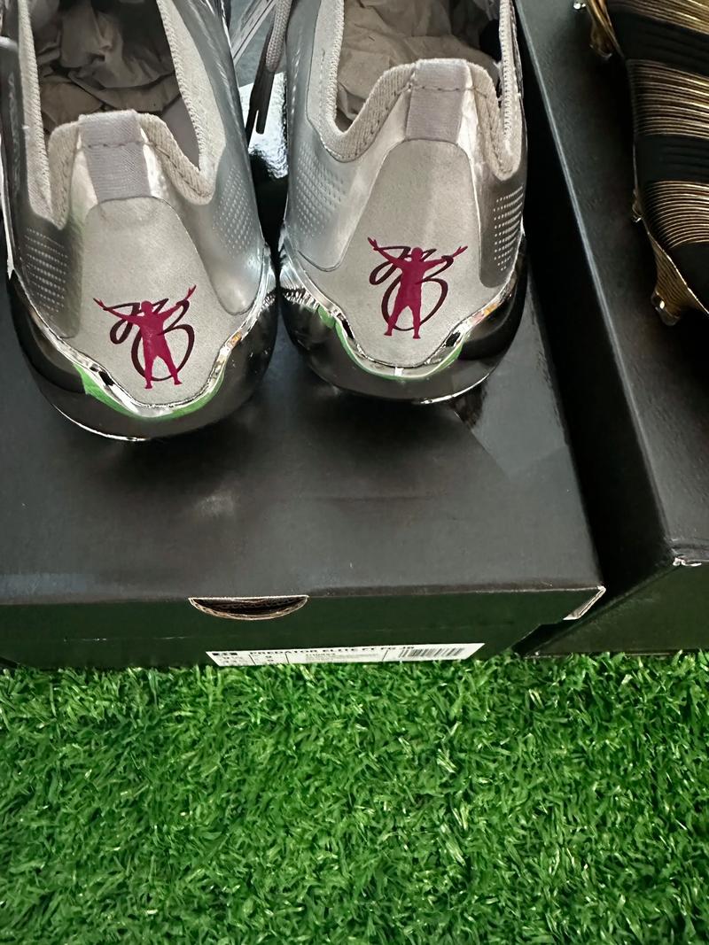 塞鸟、方昊、张玉宁连失良机，国安被河内公安绝杀小组出局（塞鸟、方昊、张玉宁屡失良机，国安遭河内公安读秒绝杀，小组出局）