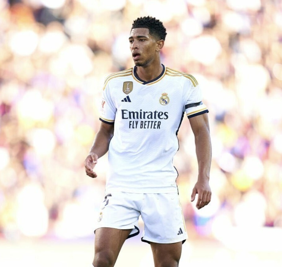 北京时间12月8日01：30，西甲联赛第15轮将迎来一场颇具看点的对决。（西甲第15轮焦点战将于北京时间12月8日01：30打响）