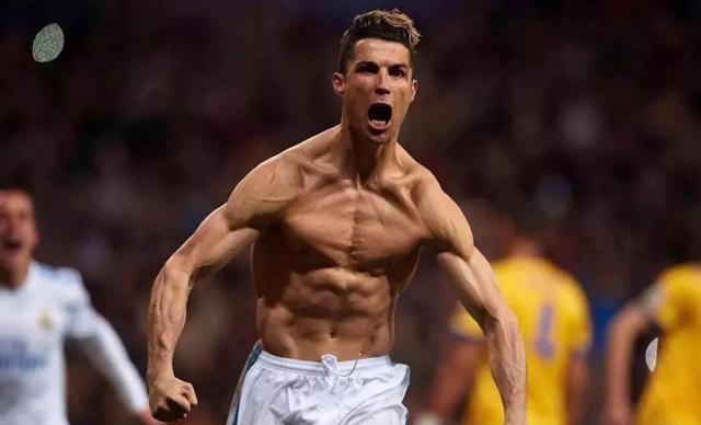 欧冠前瞻：国米本赛季强强战不利，利物浦深陷萨拉赫争议（欧冠展望：国米硬仗表现不佳，利物浦陷入萨拉赫风波）