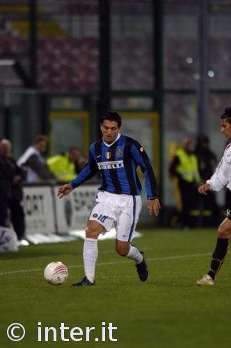 海纳：过去的几个赛季里，我们遇到这样的情况就放弃了（海纳：此前几个赛季一遇到这种情况我们就选择放弃）